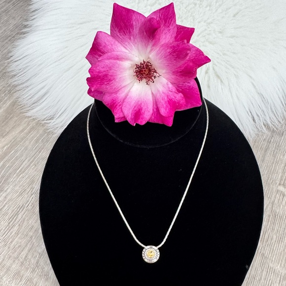 💞 BRIGHTON Fortino Petite Reversible Crystal Pendant Necklace - Picture 6 of 7